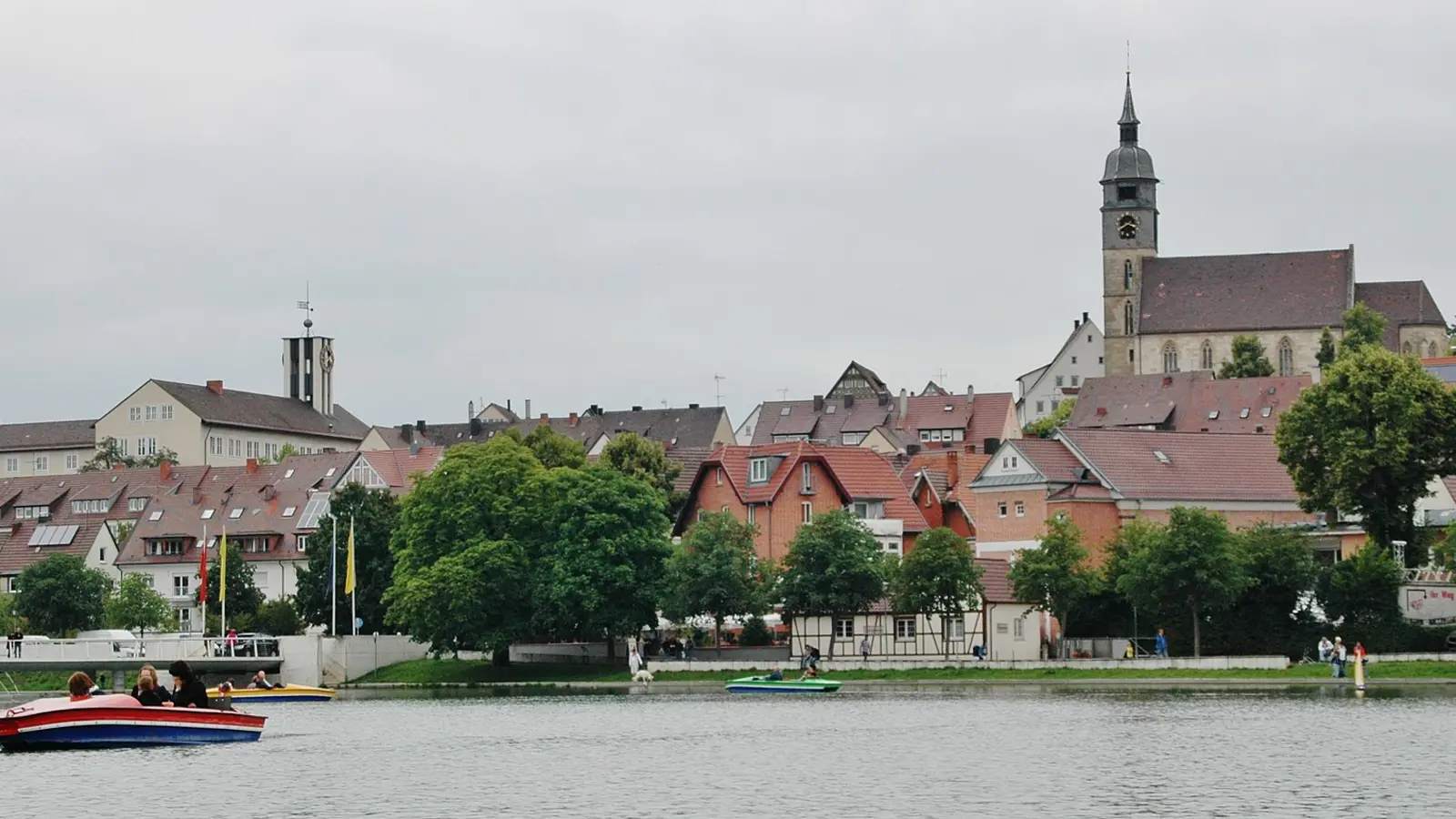 Stadtkirche und Rathaus in Böblingen