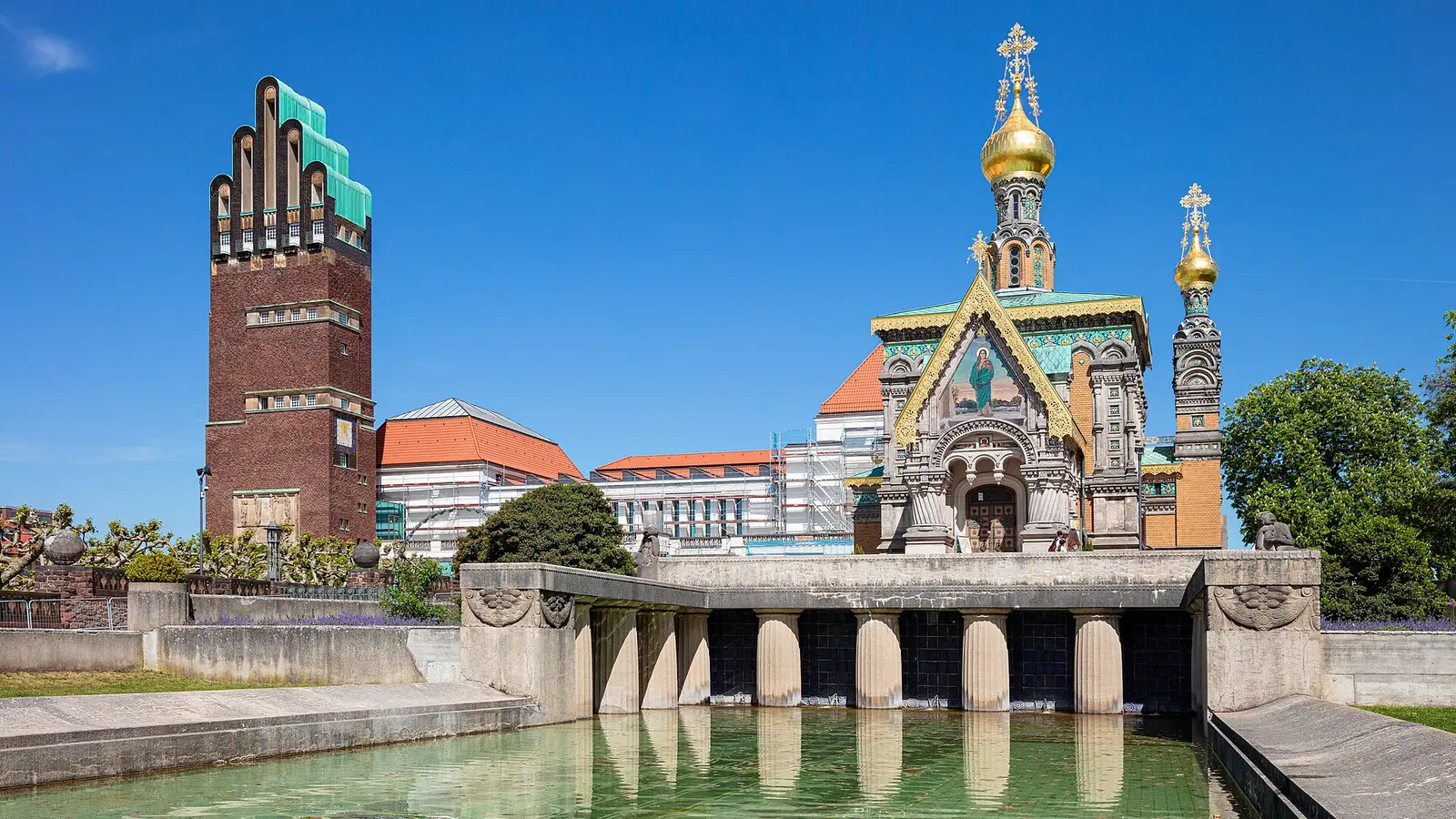 Hochzeitsturm und Mathildenhöhe in Darmstadt